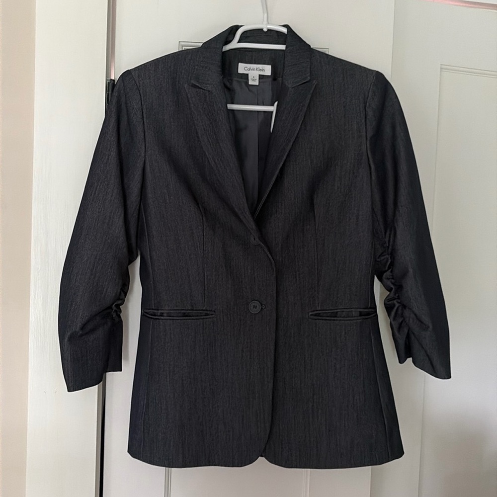 Calvin Klein < blazer